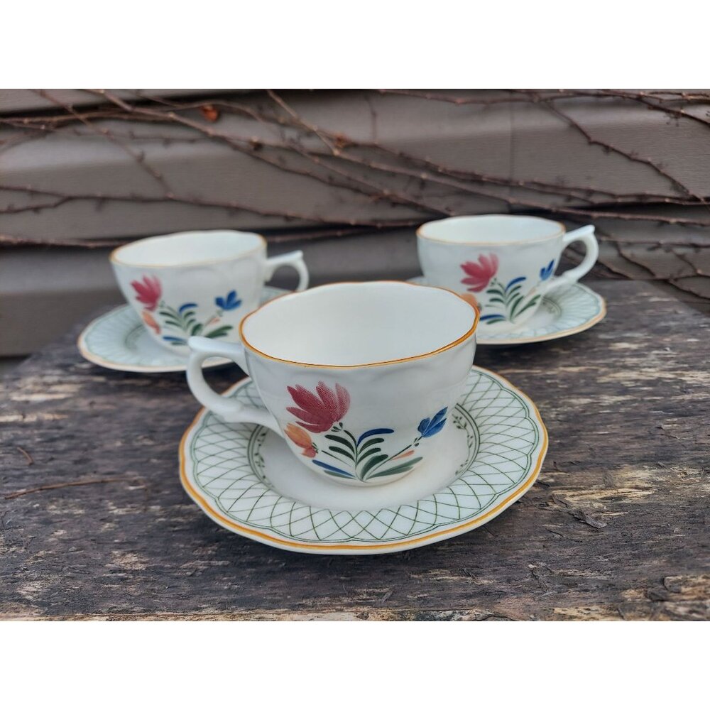 3 Hampton Provincial Designs Nikko Japan Floral Tea Cups & Saucers